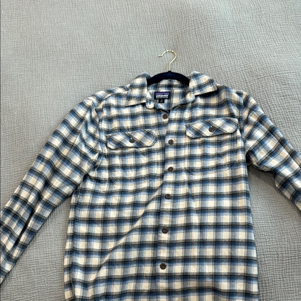 Patagonia Blue and White Plaid Button-Up Shirt